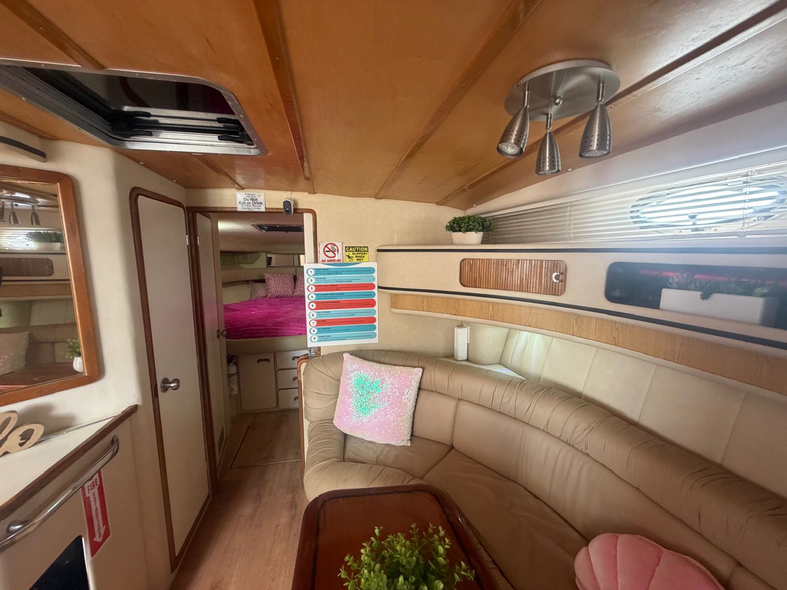 REQ Yacht & Boat
